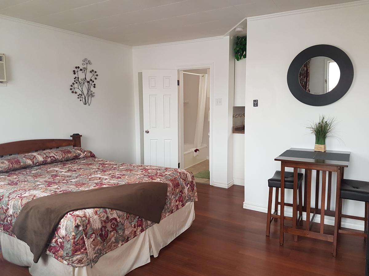 Flamingo Motel Cranbrook Extérieur photo